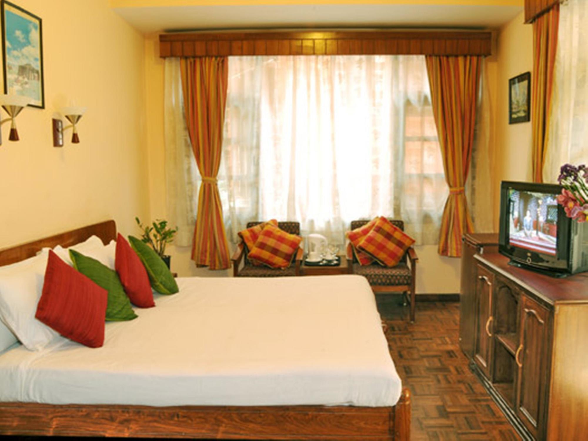 Hotel Excelsior Katmandou Extérieur photo