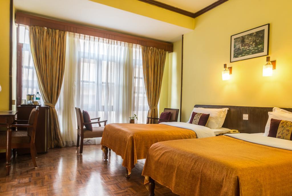 Hotel Excelsior Katmandou Extérieur photo