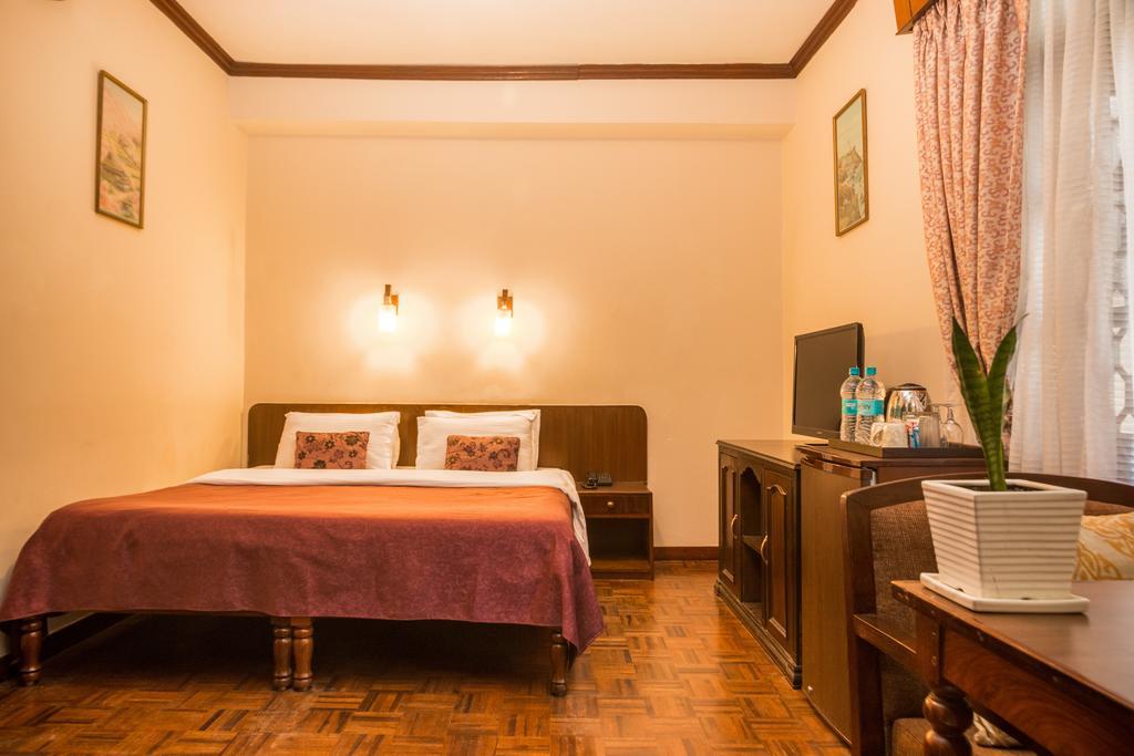 Hotel Excelsior Katmandou Extérieur photo